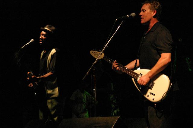 005 085.jpg - The English Beat